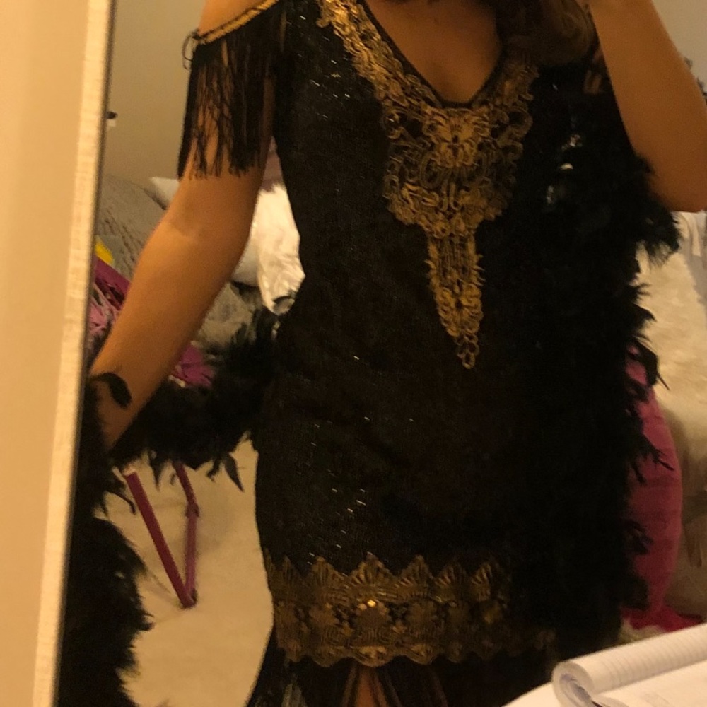 Flapper girl halloween outfit from Spirit
